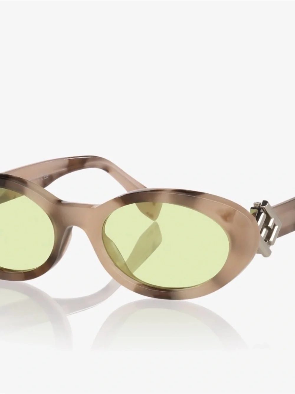 Stunning NEW Fendi FF Diamonds Oval Tortoiseshell Sunglasses with case and box!